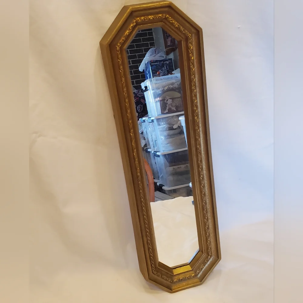 Homco Vintage Hollywood Regency Syroco Accent Mirror